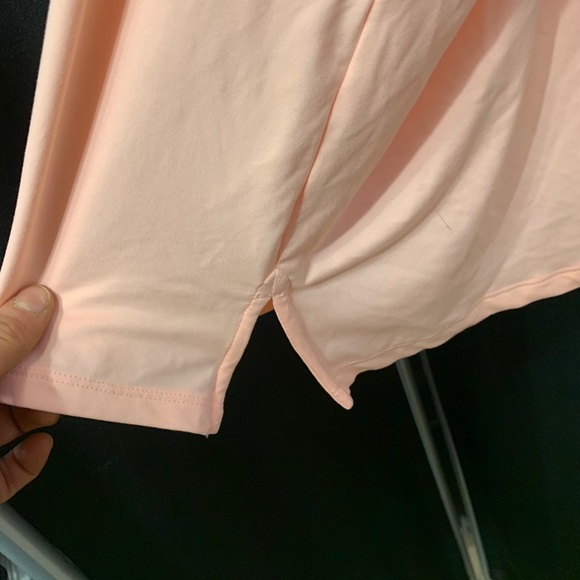 UNDER ARMOR TANK - Picture 4 of 4